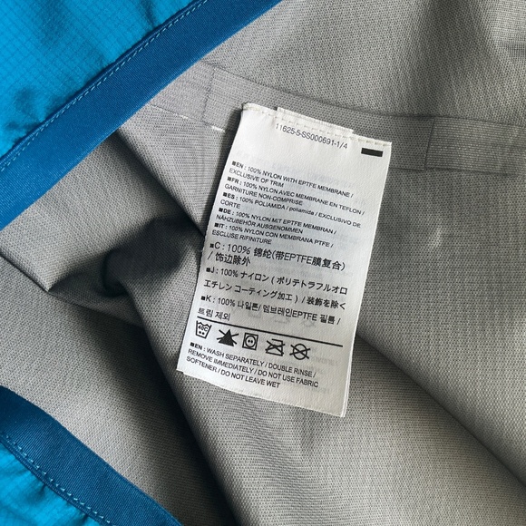 Arc Teryx Goretex Norvan Jacket - Picture 7 of 12